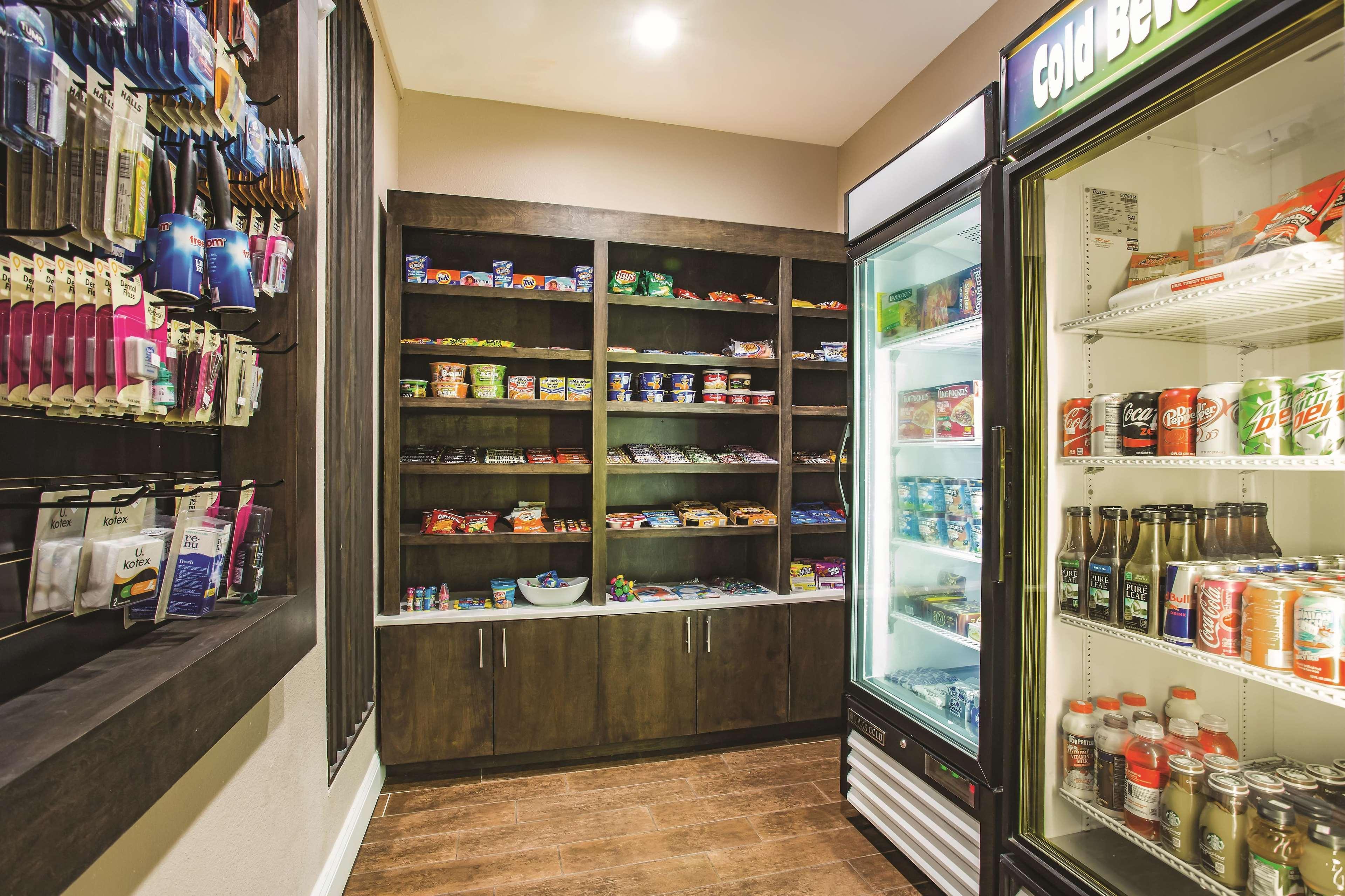 拉塞尔维尔温德姆拉昆塔套房酒店 外观 照片